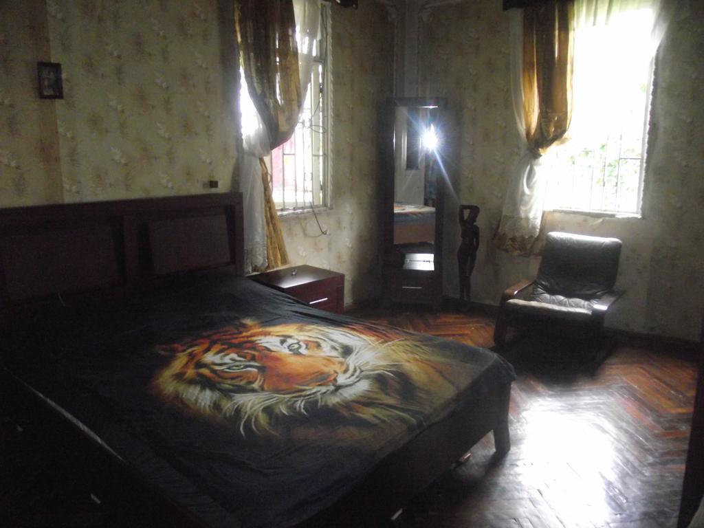 Guest House Temuri Batumi Eksteriør bilde