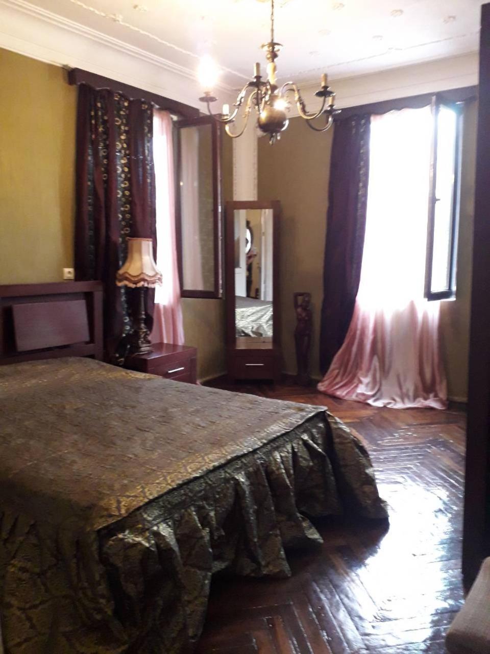 Guest House Temuri Batumi Eksteriør bilde